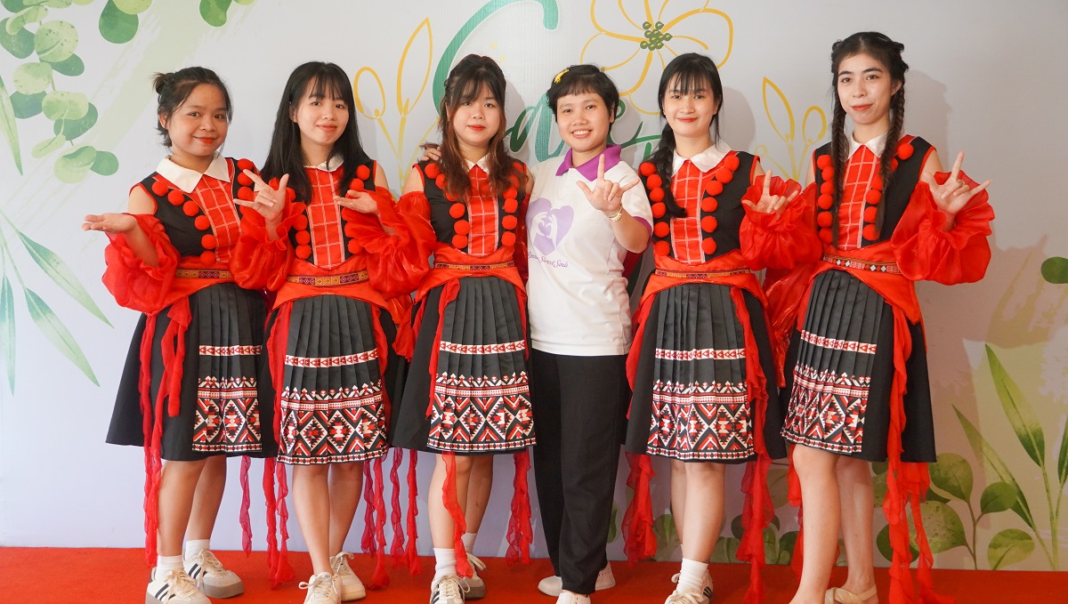 Thừa Thiên Huế: Phụ nữ khuyết tật tự tin tỏa sáng, khám phá tiềm năng